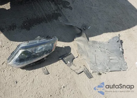 2016 Nissan Rogue S z USA, uszkodzony, nr VIN KNMAT2MV9GP670306